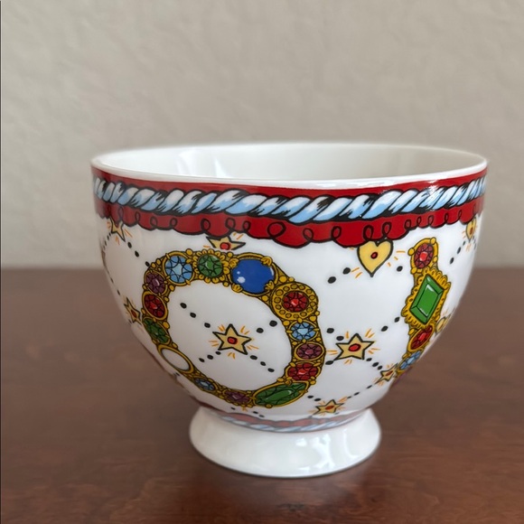 Love Red and Gold Teacup Set - Picture 3 of 14